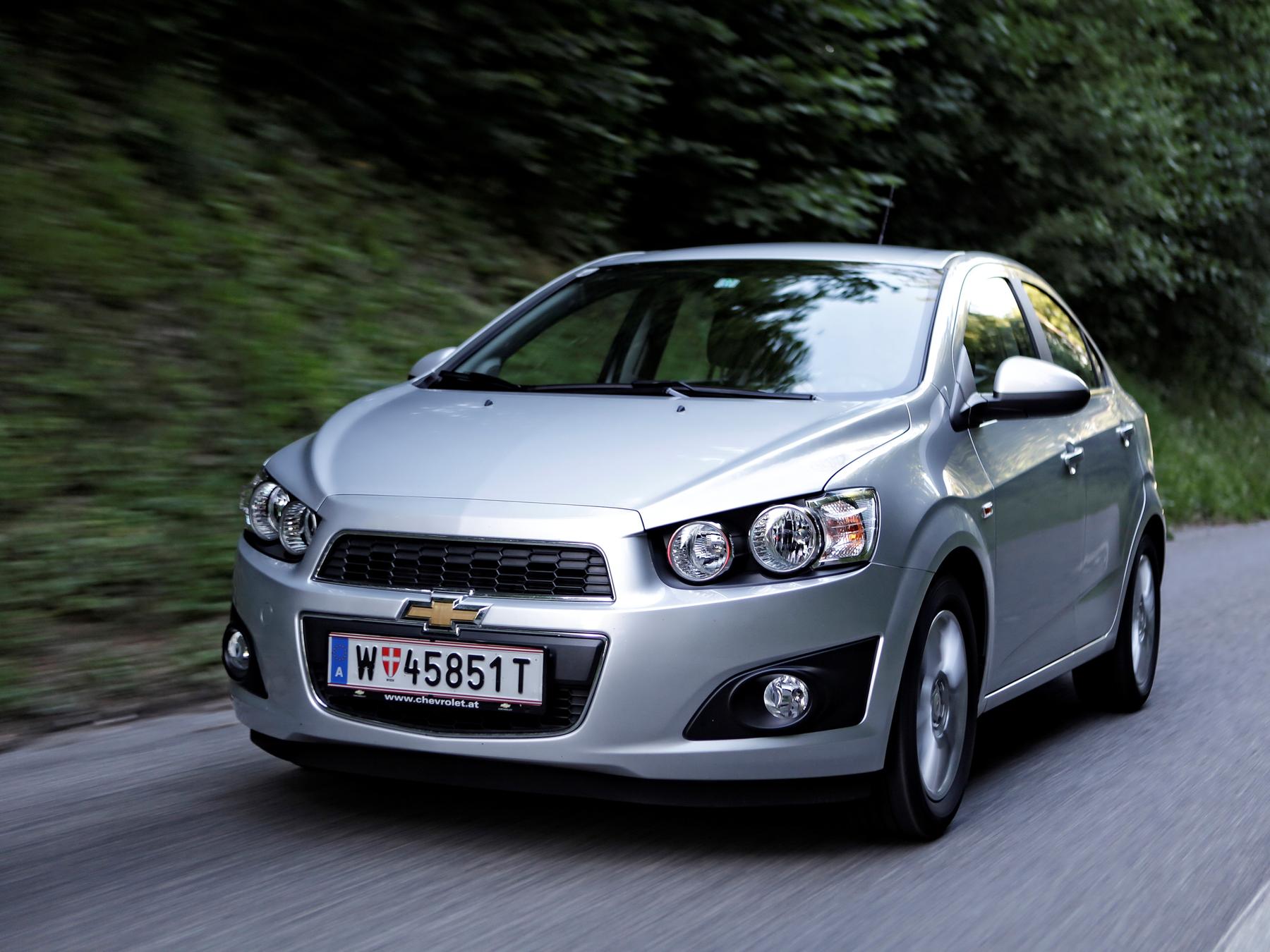 Штатные магнитолы Chevrolet Aveo T300 2012-2015